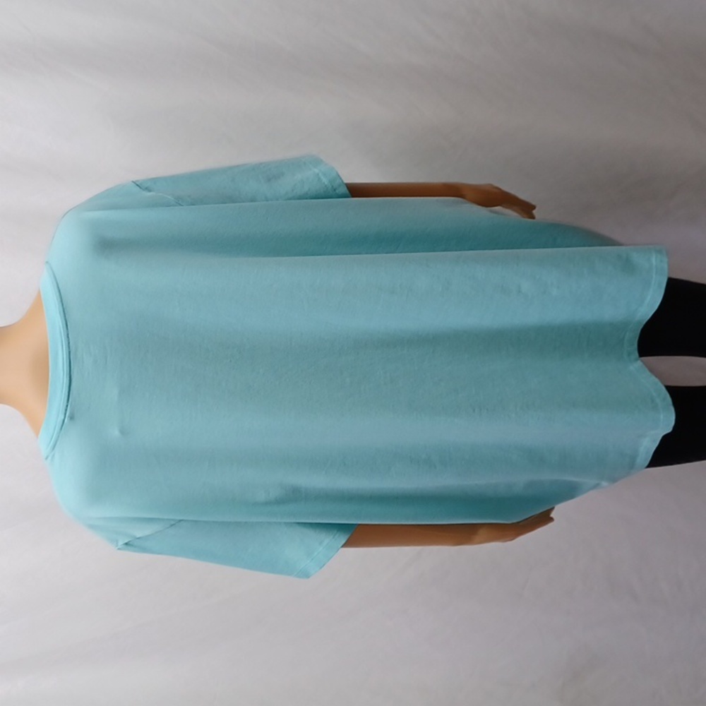Plus Size Levi's® Perfect Graphic Logo Tee - Picture 7 of 10